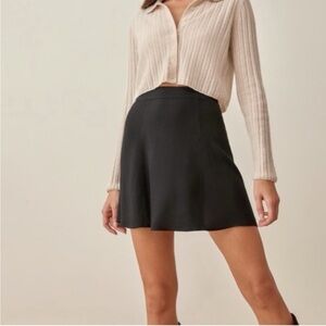 NWOT Reformation Flounce Black Mini Skirt